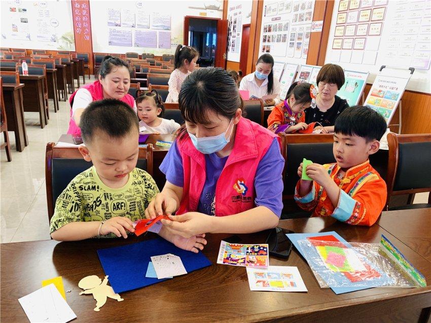 记者:法兰克福与埃基蒂克达口头协议,后者愿放弃400万欧薪水
